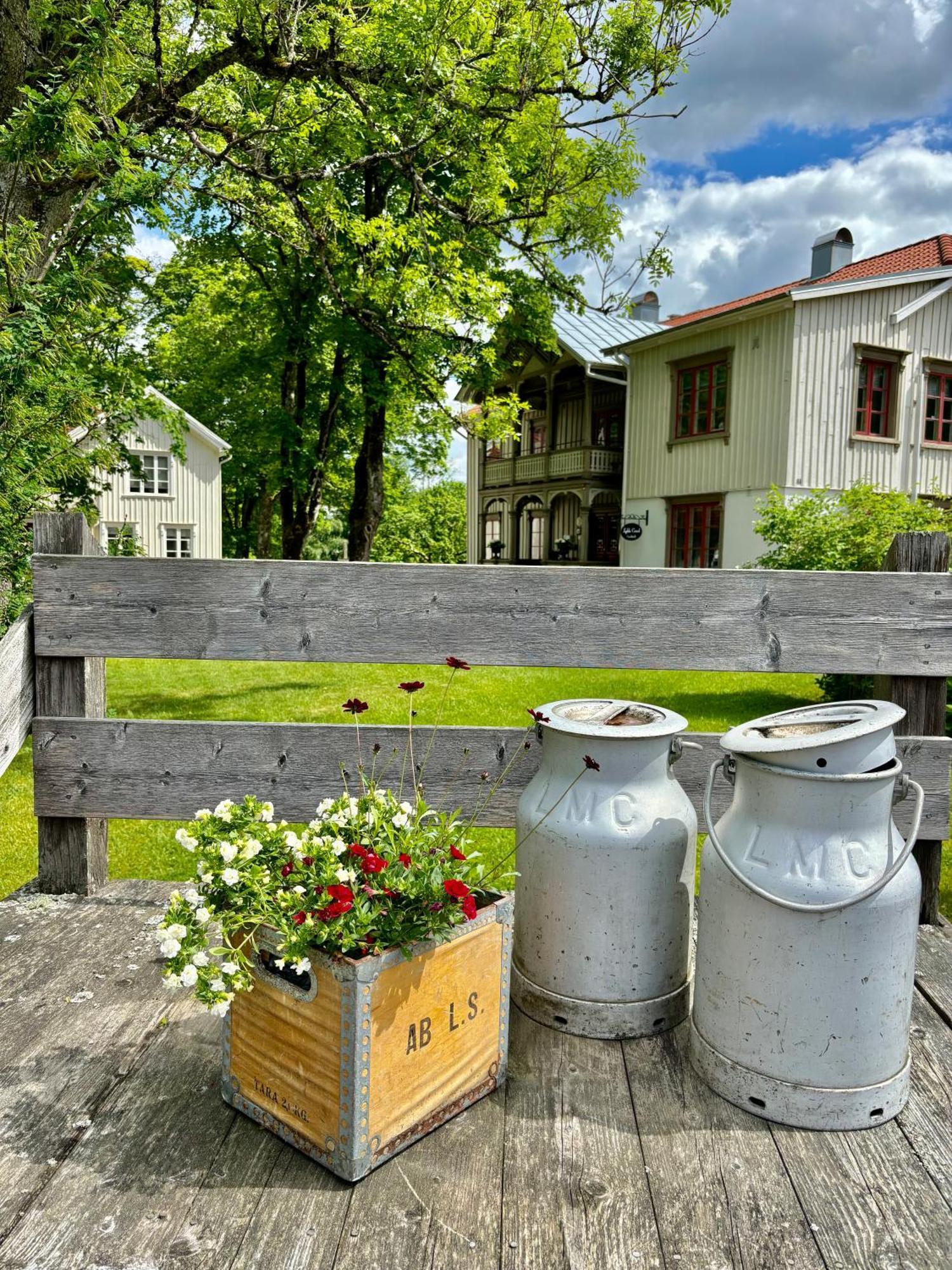 Lydde Gard Hotel Kinna Exterior photo